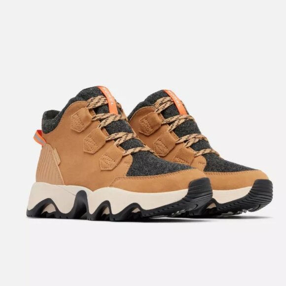 Sorel Ankle Boots in Tan and Black - Picture 5 of 9